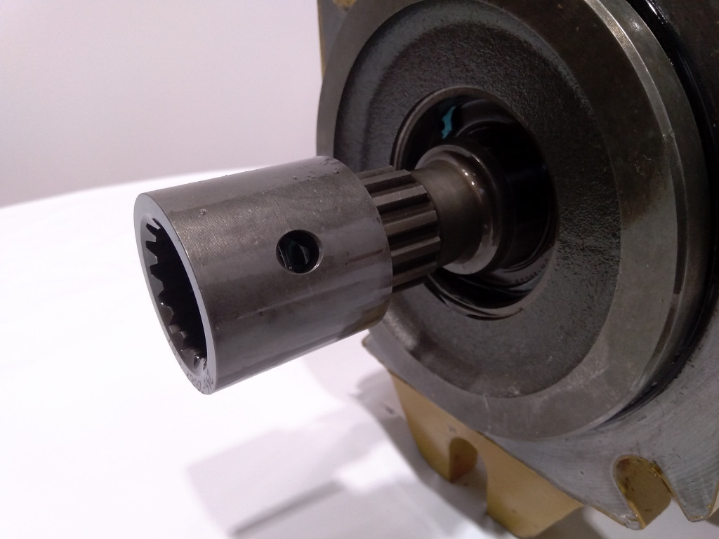 Caterpillar 2370954 - Бутало/ Пръстени/ Втулки за Строителна техника: снимка 5 Caterpillar 2370954 - Бутало/ Пръстени/ Втулки за Строителна техника: снимка 5