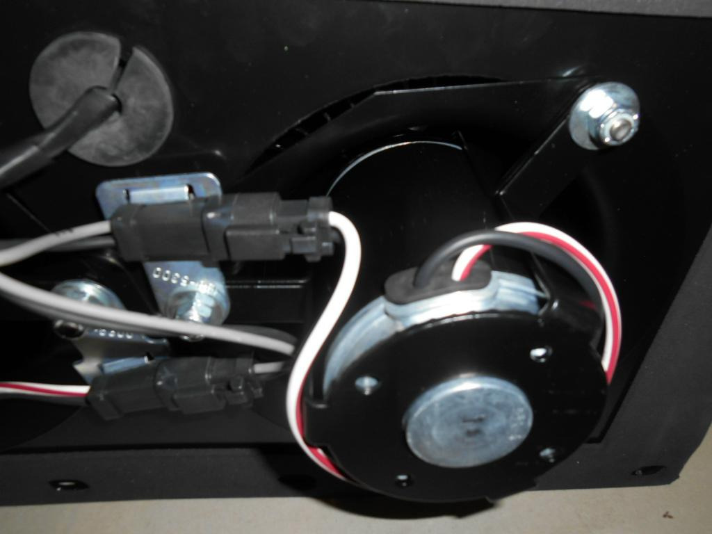 Caterpillar 3085073 - 3106058 - Отопление/ Вентилация за Строителна техника: снимка 4 Caterpillar 3085073 - 3106058 - Отопление/ Вентилация за Строителна техника: снимка 4