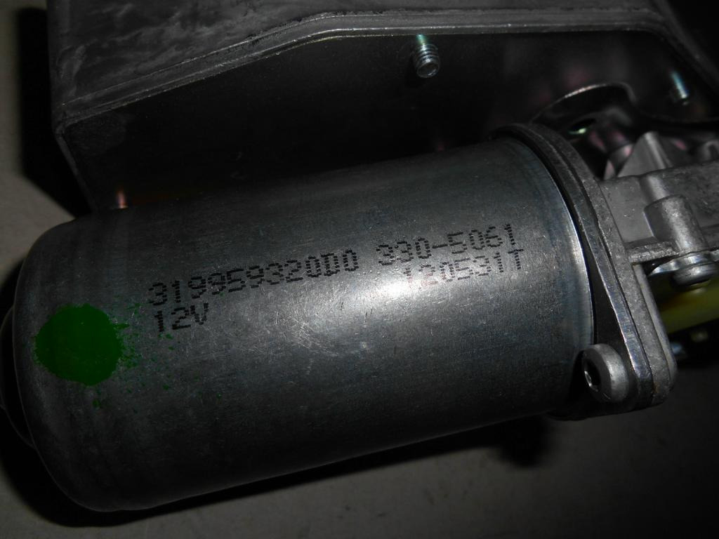Caterpillar 3305061 - - Чистачка за Строителна техника: снимка 5 Caterpillar 3305061 - - Чистачка за Строителна техника: снимка 5