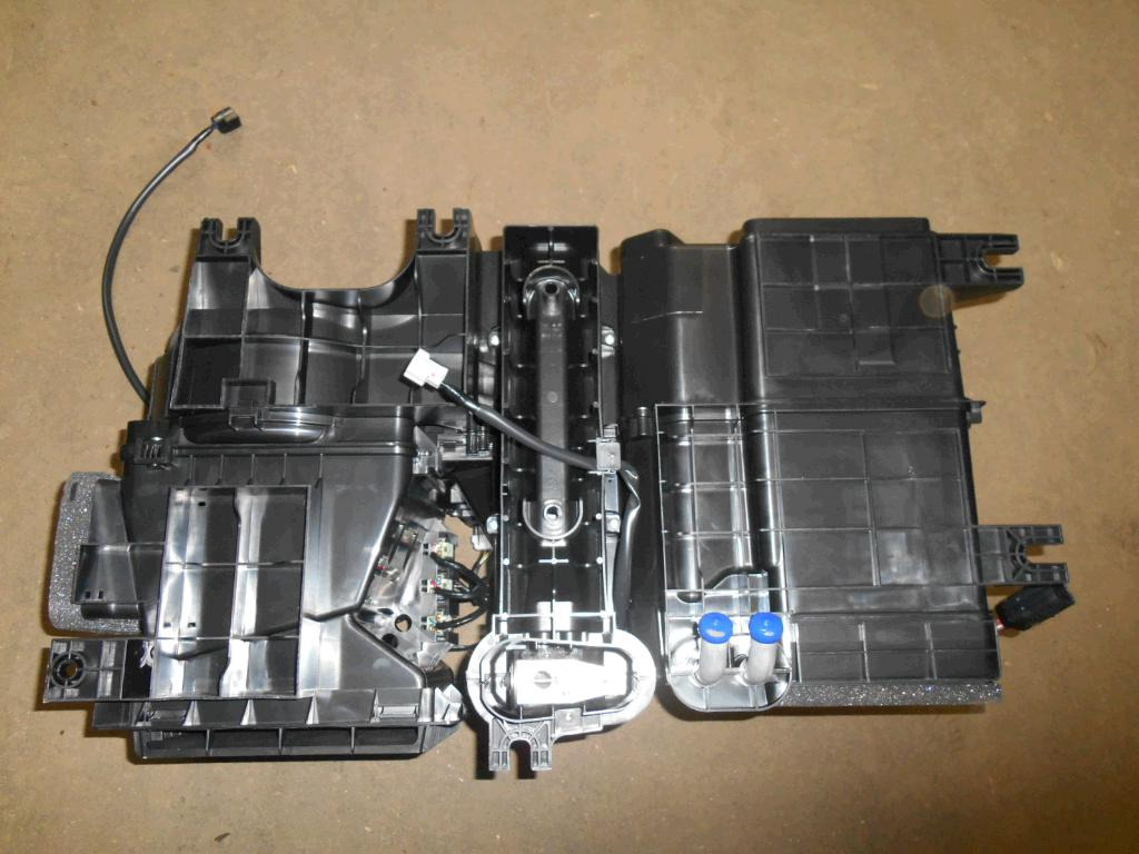 Caterpillar 3639493 - 3168972 - Част от климатичната система за Строителна техника: снимка 4 Caterpillar 3639493 - 3168972 - Част от климатичната система за Строителна техника: снимка 4