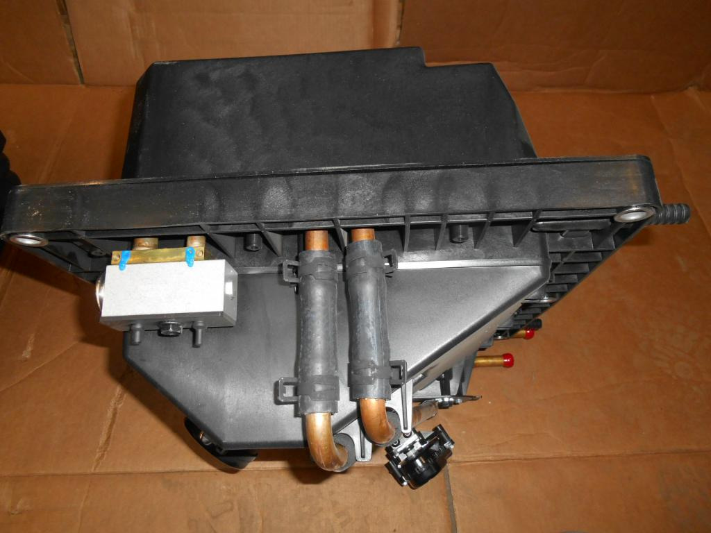 Caterpillar 3750340 - 5142706 - Част от климатичната система за Строителна техника: снимка 3 Caterpillar 3750340 - 5142706 - Част от климатичната система за Строителна техника: снимка 3