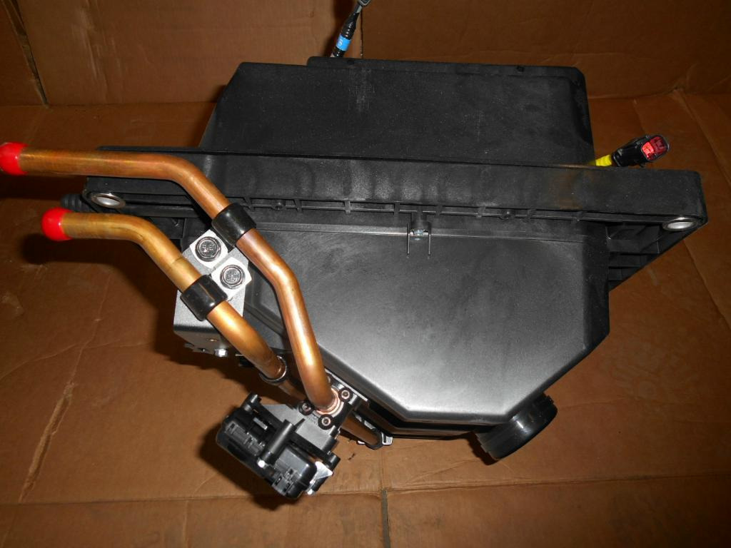 Caterpillar 3750340 - Част от климатичната система за Строителна техника: снимка 2 Caterpillar 3750340 - Част от климатичната система за Строителна техника: снимка 2