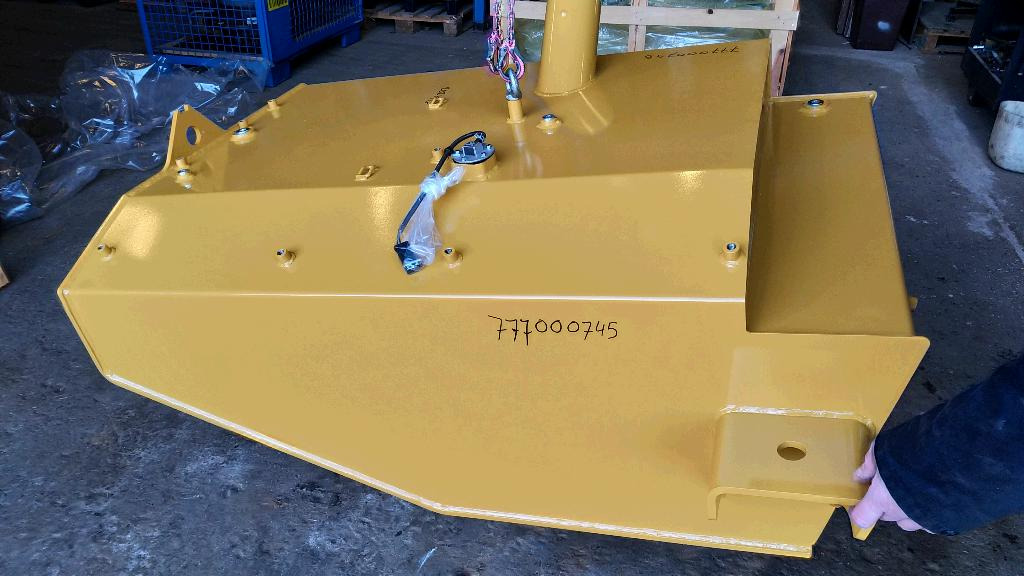 Caterpillar 4362430 - Резервоар за гориво за Строителна техника: снимка 5 Caterpillar 4362430 - Резервоар за гориво за Строителна техника: снимка 5