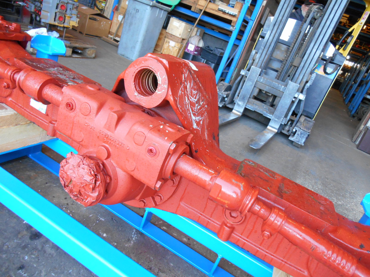 Doosan 1001040123 - 4472074052 - Предна ос за Строителна техника: снимка 4 Doosan 1001040123 - 4472074052 - Предна ос за Строителна техника: снимка 4