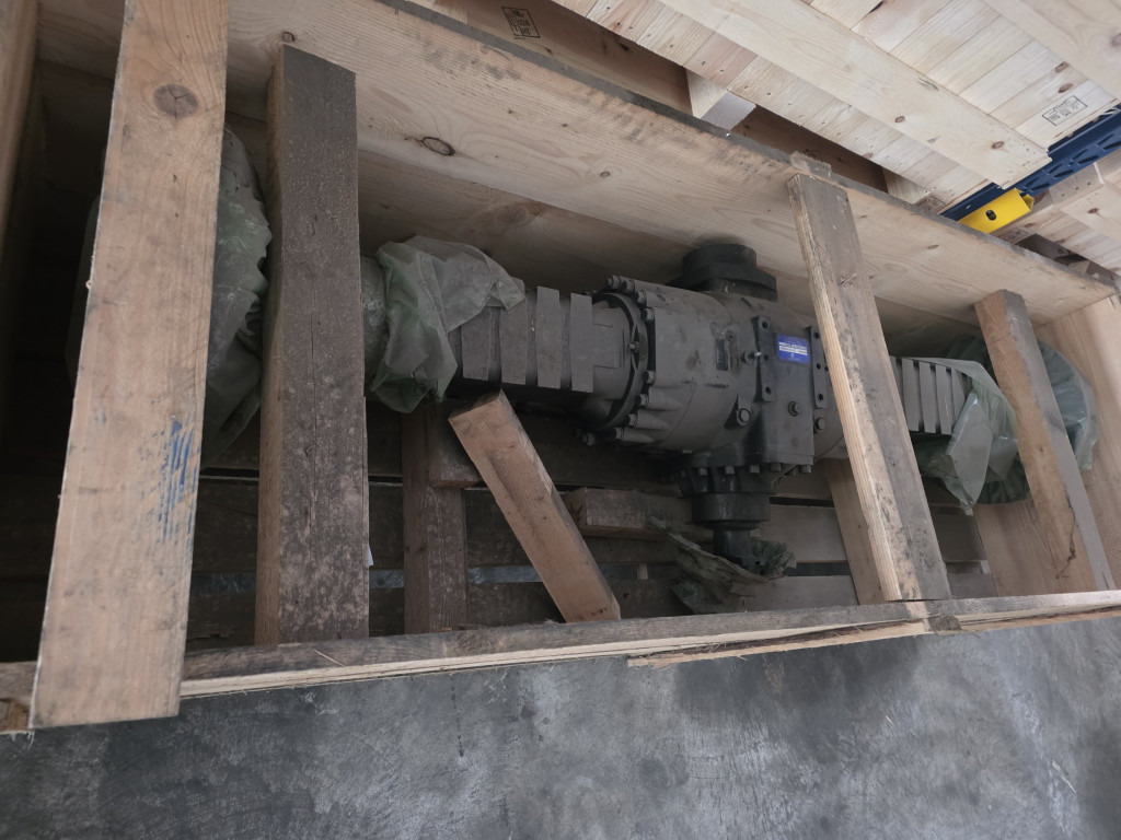 Doosan 190103-00035a - 190103-00035A - Ос и части: снимка 4 Doosan 190103-00035a - 190103-00035A - Ос и части: снимка 4