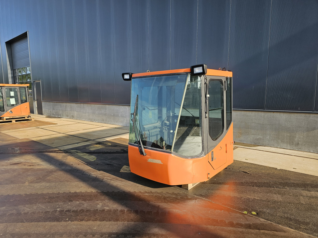 Doosan 220101-00071B - 220101-00071 - Кабина за Строителна техника: снимка 1 Doosan 220101-00071B - 220101-00071 - Кабина за Строителна техника: снимка 1