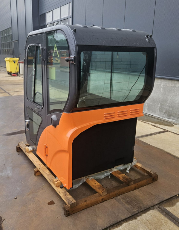 Doosan 220101-00889K - Кабина за Строителна техника: снимка 3 Doosan 220101-00889K - Кабина за Строителна техника: снимка 3