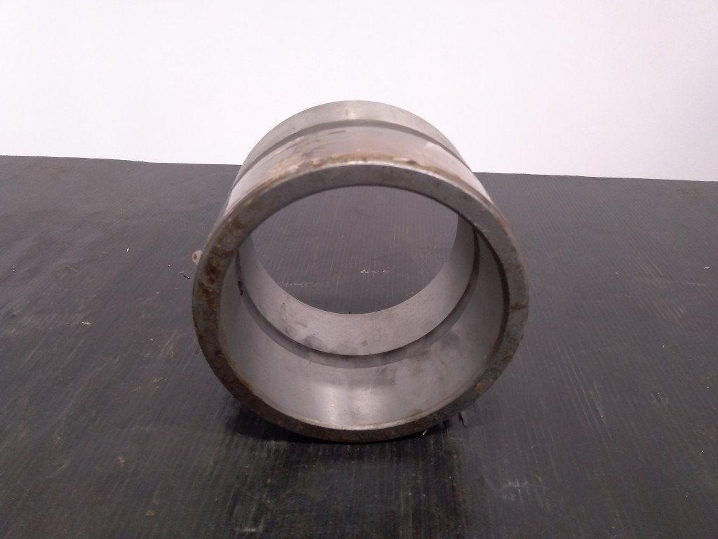 Hitachi 4098101 - - Бутало/ Пръстени/ Втулки за Строителна техника: снимка 3 Hitachi 4098101 - - Бутало/ Пръстени/ Втулки за Строителна техника: снимка 3