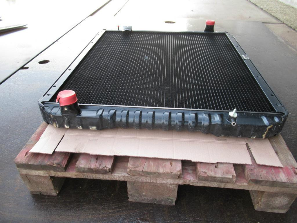 Hitachi 4374647 - 71418842 - Радиатор за Строителна техника: снимка 4 Hitachi 4374647 - 71418842 - Радиатор за Строителна техника: снимка 4