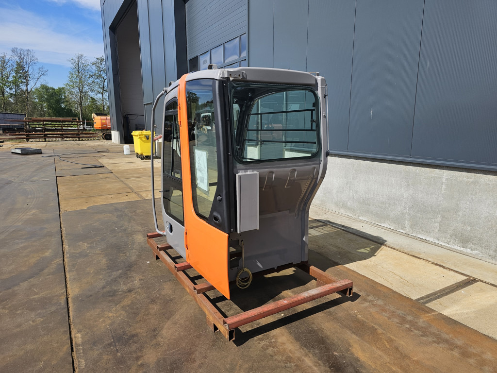 Hitachi ZX-1 Short Swing - 9230646 - Кабина за Строителна техника: снимка 2 Hitachi ZX-1 Short Swing - 9230646 - Кабина за Строителна техника: снимка 2