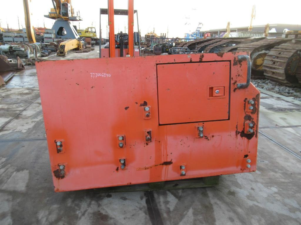Hitachi ZX870-3 - - Рама/ Шаси за Строителна техника: снимка 4 Hitachi ZX870-3 - - Рама/ Шаси за Строителна техника: снимка 4