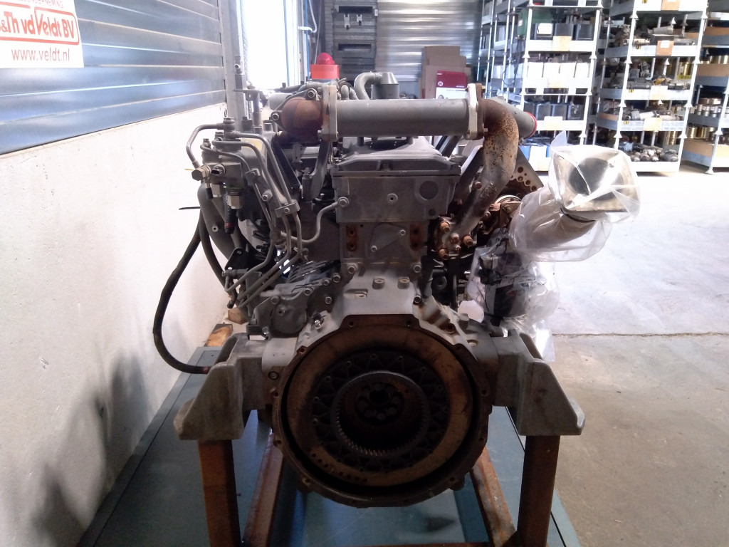 Isuzu 6UZ1XZSA-01B (AL) - - Двигател за Строителна техника: снимка 4 Isuzu 6UZ1XZSA-01B (AL) - - Двигател за Строителна техника: снимка 4