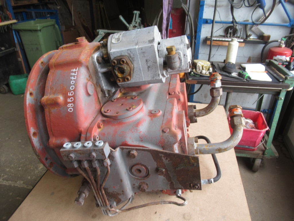 Kawasaki KVC925DP-R - - Хидравлична помпа за Строителна техника: снимка 1 Kawasaki KVC925DP-R - - Хидравлична помпа за Строителна техника: снимка 1