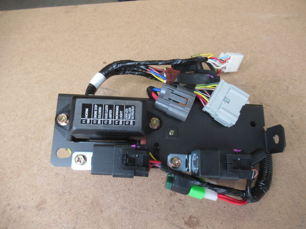 New Holland 72956734 - - Предпазител за Строителна техника: снимка 1 New Holland 72956734 - - Предпазител за Строителна техника: снимка 1