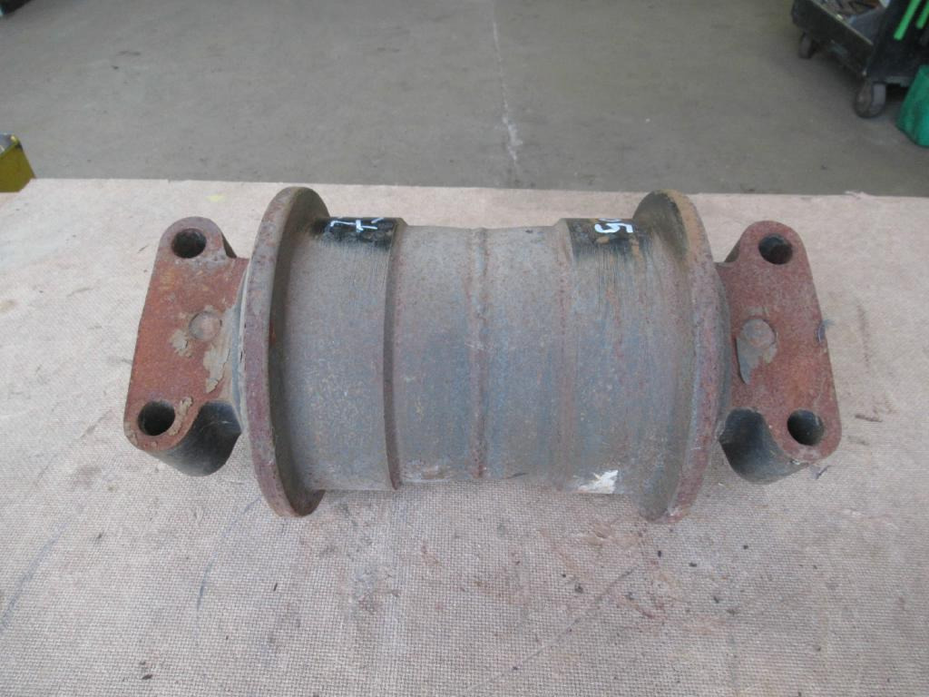 New Holland 73181638 - FT4480 - Гумени - Ролки за Строителна техника: снимка 1 New Holland 73181638 - FT4480 - Гумени - Ролки за Строителна техника: снимка 1