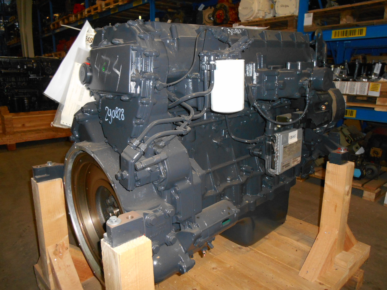 New Holland AG / Combines 84819474 - 504082365 - Двигател за Строителна техника: снимка 4 New Holland AG / Combines 84819474 - 504082365 - Двигател за Строителна техника: снимка 4