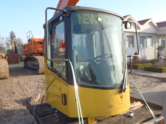 New Holland LW - - Кабина за Строителна техника: снимка 2 New Holland LW - - Кабина за Строителна техника: снимка 2