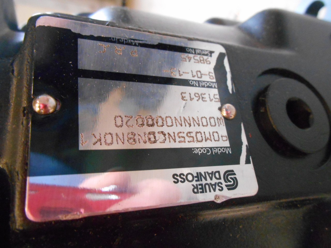 New Holland ND103371 - 1498625 - Хидравлична помпа за Строителна техника: снимка 2 New Holland ND103371 - 1498625 - Хидравлична помпа за Строителна техника: снимка 2