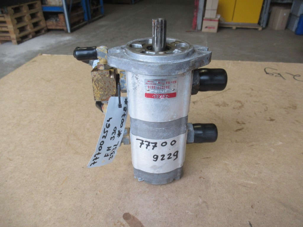 Zexel 307012-3610 - - Хидравлична помпа за Строителна техника: снимка 1 Zexel 307012-3610 - - Хидравлична помпа за Строителна техника: снимка 1