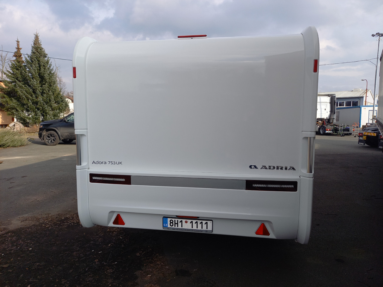 ADRIA Adora 753 UK - Каравана: снимка 5 ADRIA Adora 753 UK - Каравана: снимка 5