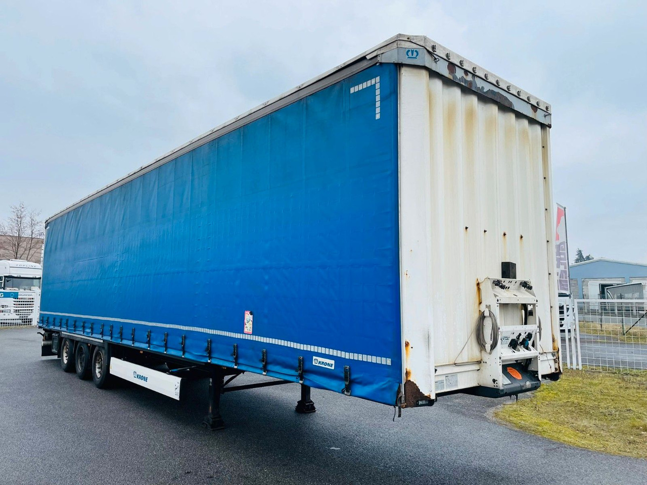 Krone SD MEGA LINER - Брезентово полуремарке: снимка 3 Krone SD MEGA LINER - Брезентово полуремарке: снимка 3