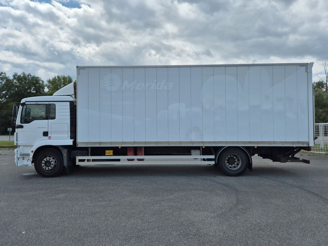 Камион фургон MAN TGM 15.250: снимка 8