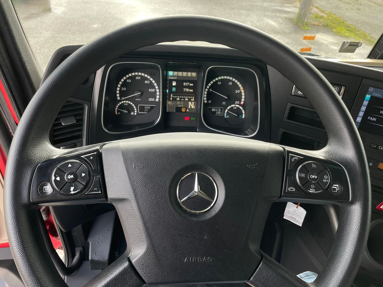 Mercedes-Benz Actros 2545 - Камион с брезент: снимка 5 Mercedes-Benz Actros 2545 - Камион с брезент: снимка 5