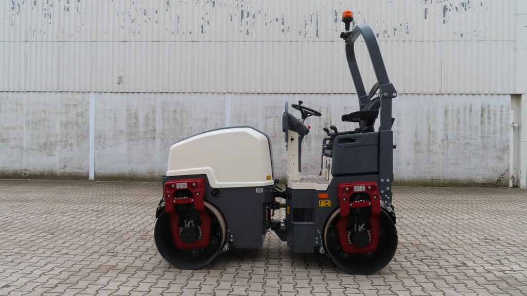 Dynapac CC1200 VI - Пътен валяк: снимка 5 Dynapac CC1200 VI - Пътен валяк: снимка 5