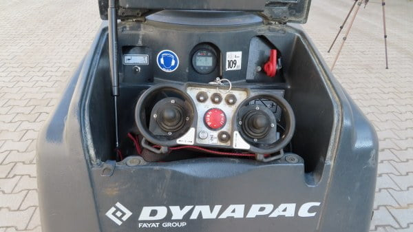 Мини валяк Dynapac D One: снимка 8