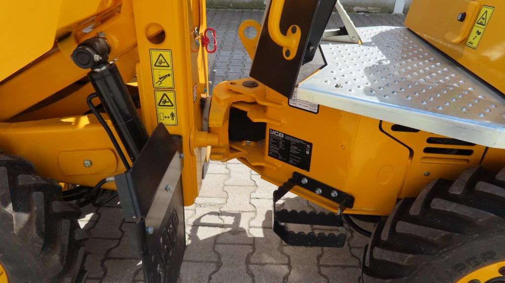 Мини самосвал JCB 1T HT 5: снимка 11