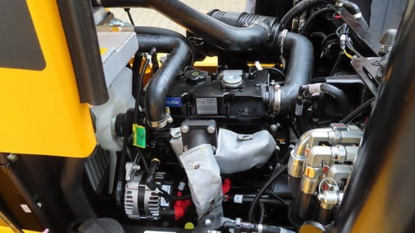 Мини самосвал JCB 3 STH 2S5: снимка 10 Мини самосвал JCB 3 STH 2S5: снимка 10