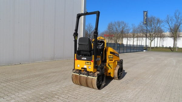 JCB CT 160-100 - Пътен валяк: снимка 2 JCB CT 160-100 - Пътен валяк: снимка 2