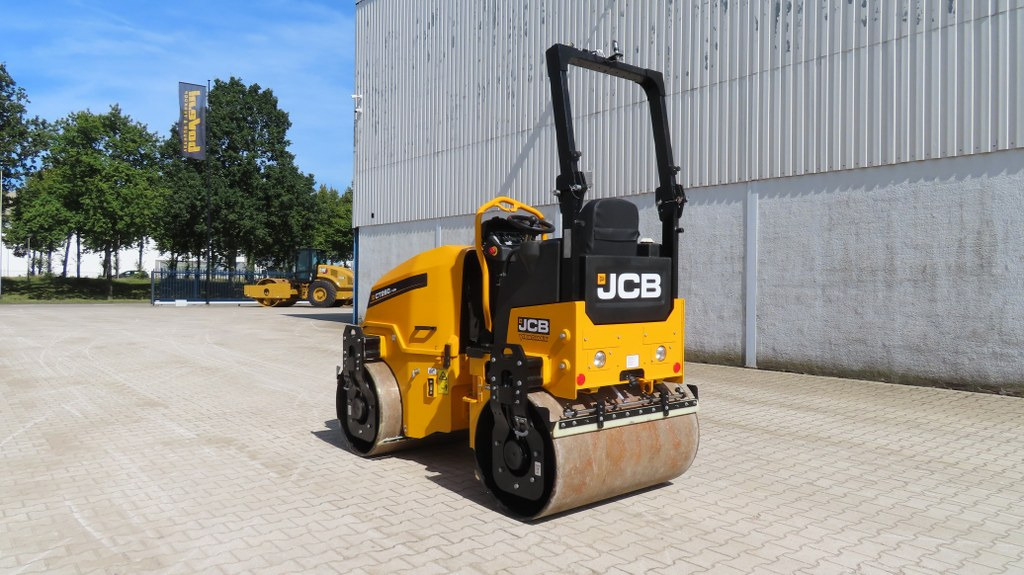 JCB CT 260-120 - Пътен валяк: снимка 4 JCB CT 260-120 - Пътен валяк: снимка 4