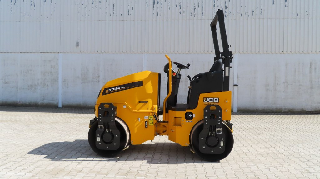 JCB CT260-120 - Пътен валяк: снимка 5 JCB CT260-120 - Пътен валяк: снимка 5