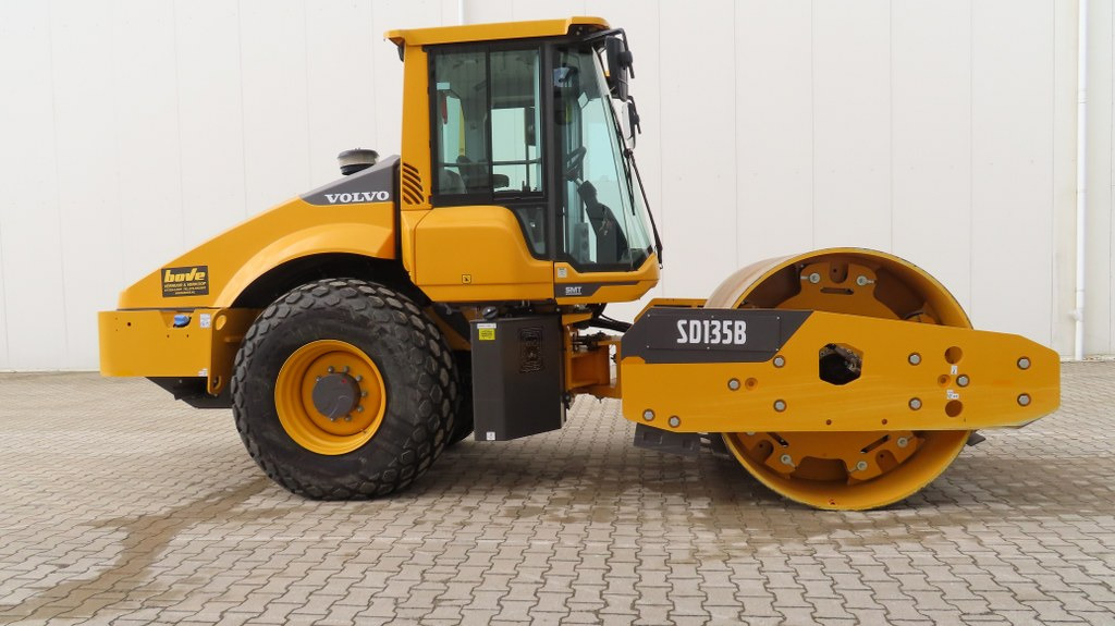 Volvo SD 135 B - Компактор: снимка 1 Volvo SD 135 B - Компактор: снимка 1