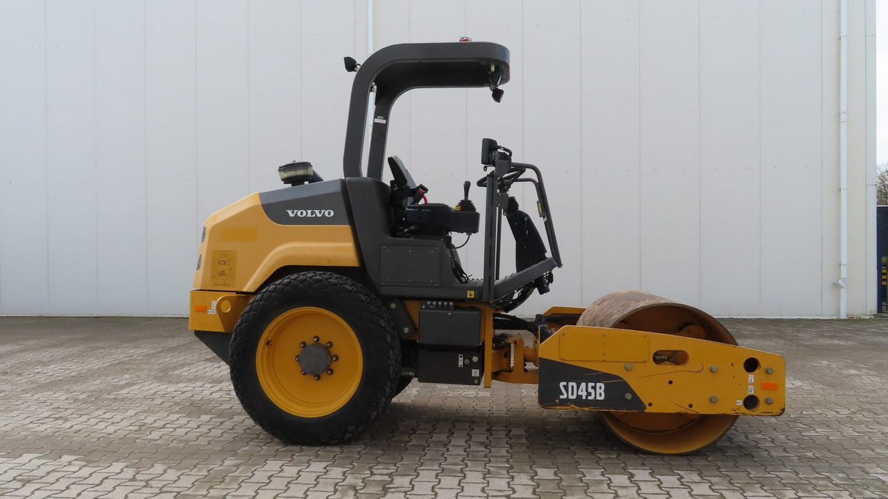 Volvo SD 45 B - Компактор: снимка 1 Volvo SD 45 B - Компактор: снимка 1