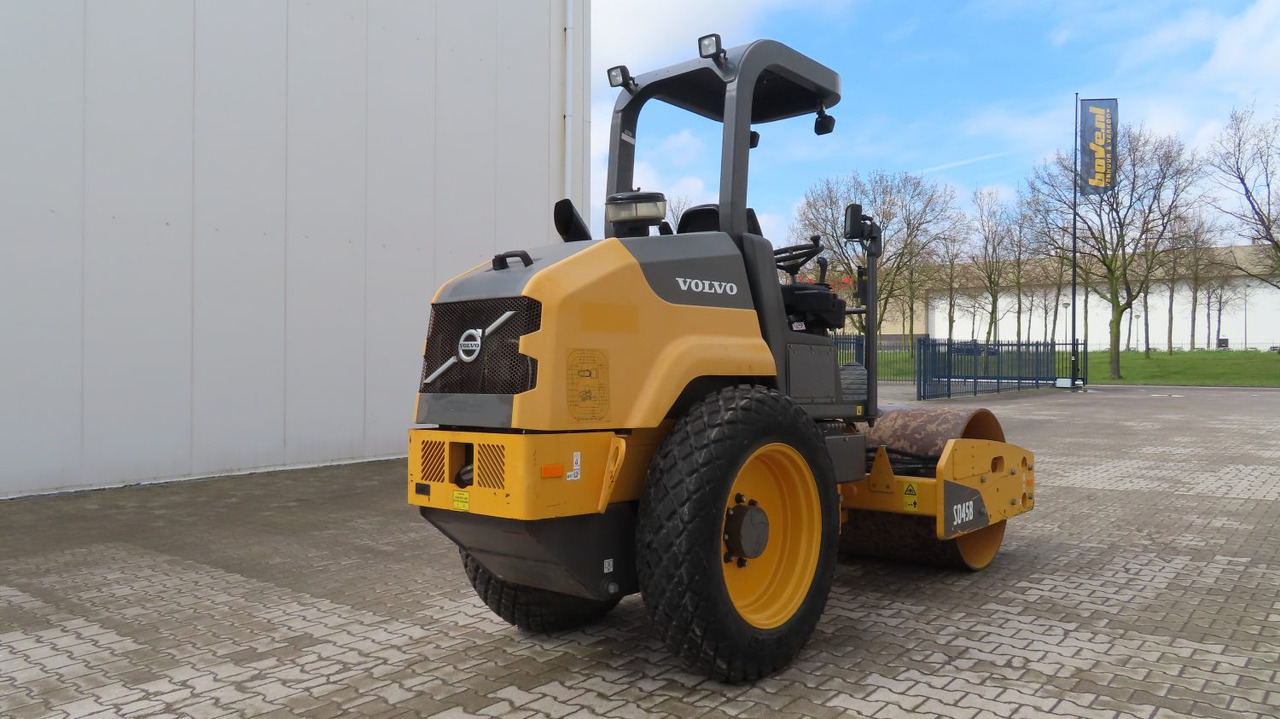 Volvo SD 45 B - Компактор: снимка 2 Volvo SD 45 B - Компактор: снимка 2
