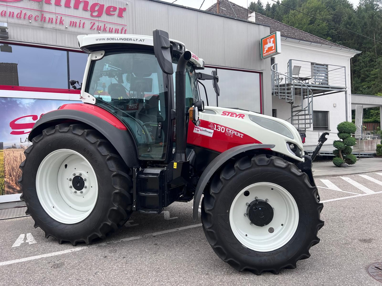 Steyr 4130 Expert CVT - Трактор: снимка 4 Steyr 4130 Expert CVT - Трактор: снимка 4