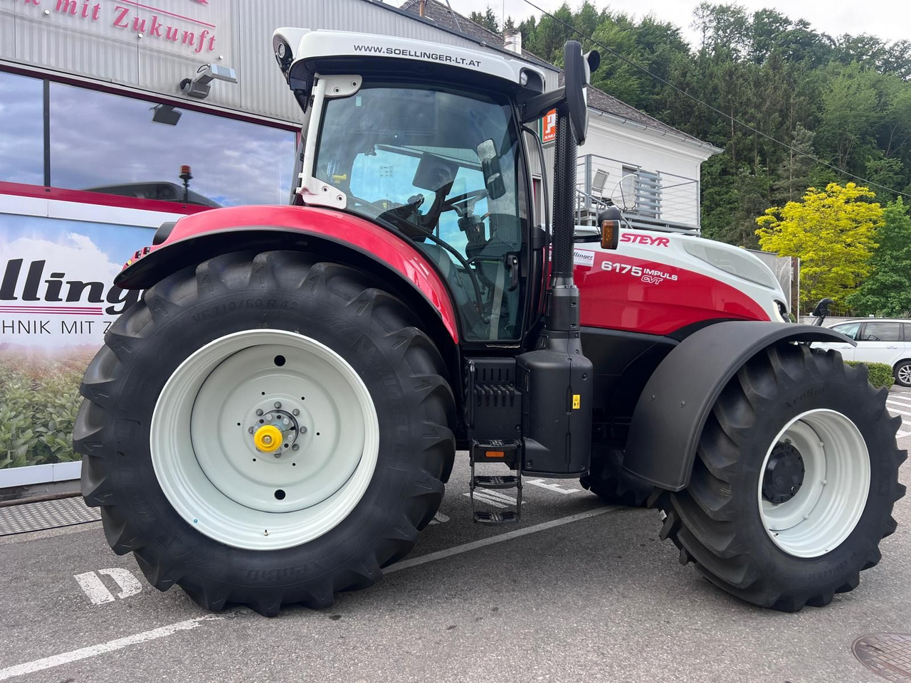 Steyr 6175 Impuls CVT - Трактор: снимка 3 Steyr 6175 Impuls CVT - Трактор: снимка 3
