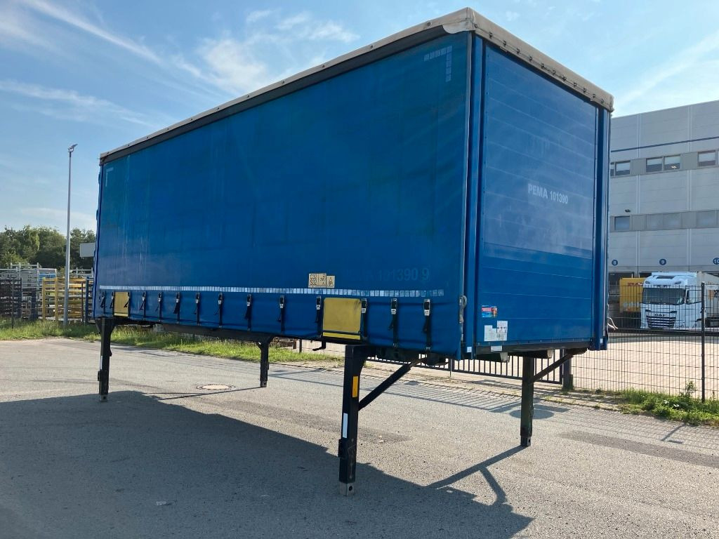 Kögel Wechselbrücke Plane - Брезентова каросерия: снимка 2 Kögel Wechselbrücke Plane - Брезентова каросерия: снимка 2