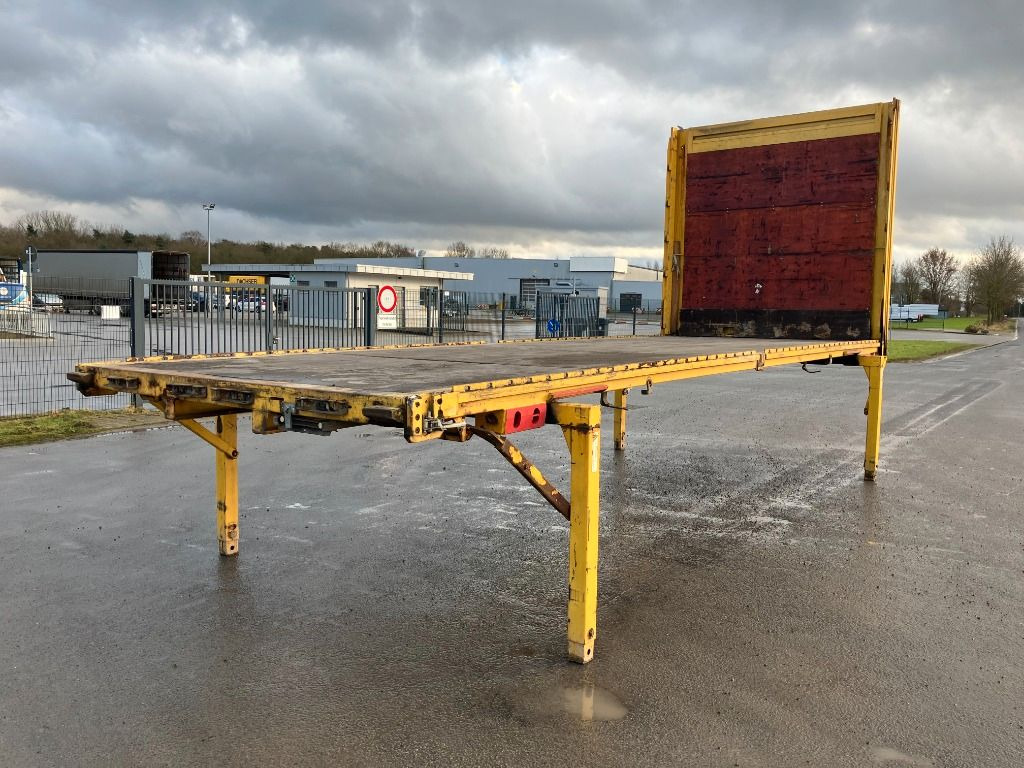 Krone Wechselbrücke Pritsche - Бордова каросерия: снимка 2 Krone Wechselbrücke Pritsche - Бордова каросерия: снимка 2