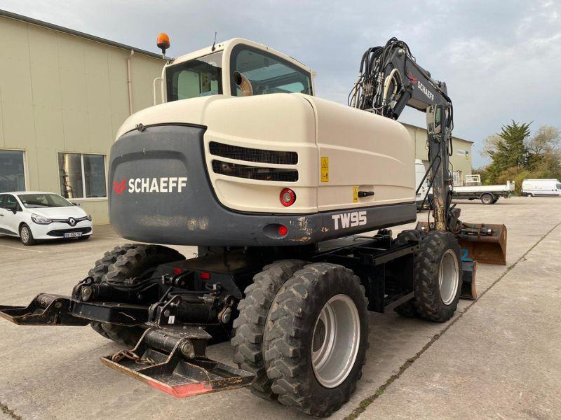 Terex TW95 - Колесен багер: снимка 3 Terex TW95 - Колесен багер: снимка 3