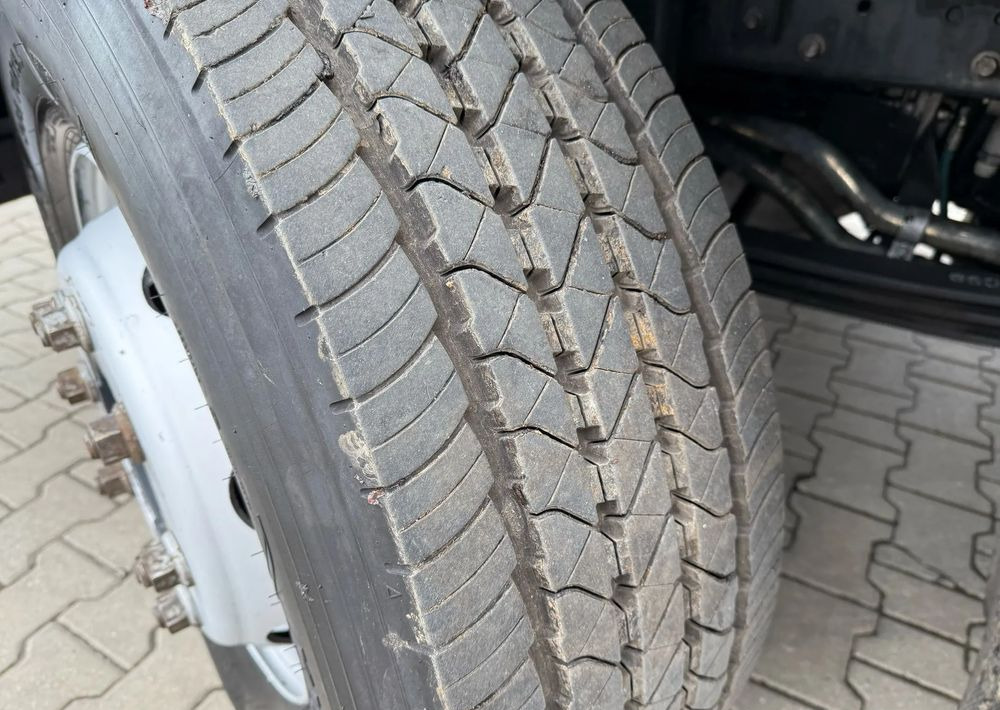 Боклукчийска кола Iveco EUROCARGO CNG: снимка 16