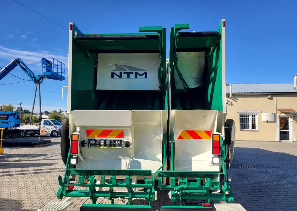 Mercedes-Benz ECONIC 2630 6X2 dwukomorowa two chamber - Боклукчийска кола: снимка 4 Mercedes-Benz ECONIC 2630 6X2 dwukomorowa two chamber - Боклукчийска кола: снимка 4