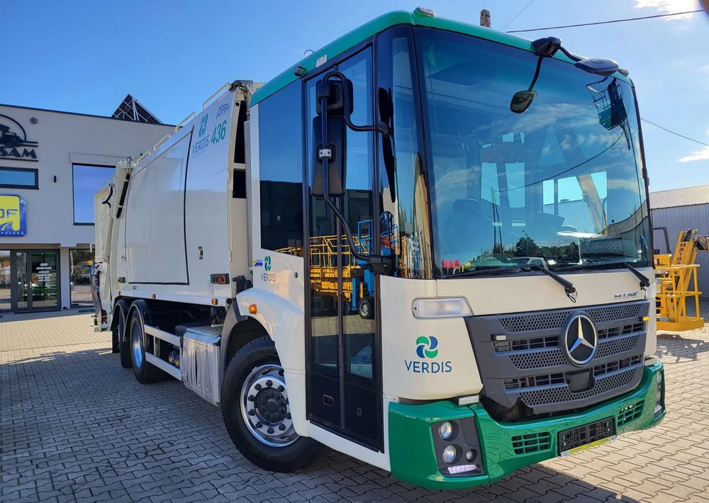 Mercedes-Benz ECONIC 2630 6X2 dwukomorowa two chamber - Боклукчийска кола: снимка 1 Mercedes-Benz ECONIC 2630 6X2 dwukomorowa two chamber - Боклукчийска кола: снимка 1