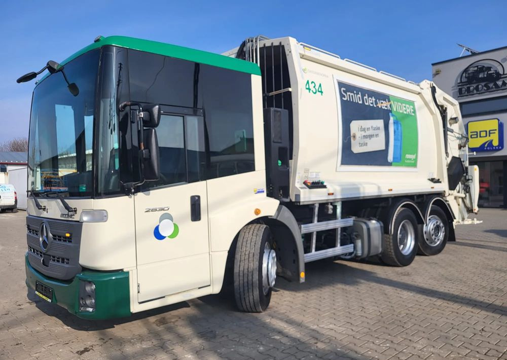 Mercedes-Benz Mercedes-Benz Econic 2630 - Боклукчийска кола: снимка 1 Mercedes-Benz Mercedes-Benz Econic 2630 - Боклукчийска кола: снимка 1