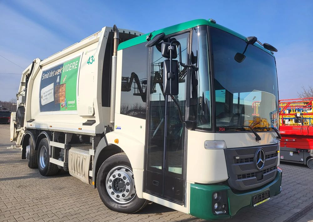 Mercedes-Benz Mercedes-Benz Econic 2630 - Боклукчийска кола: снимка 2 Mercedes-Benz Mercedes-Benz Econic 2630 - Боклукчийска кола: снимка 2