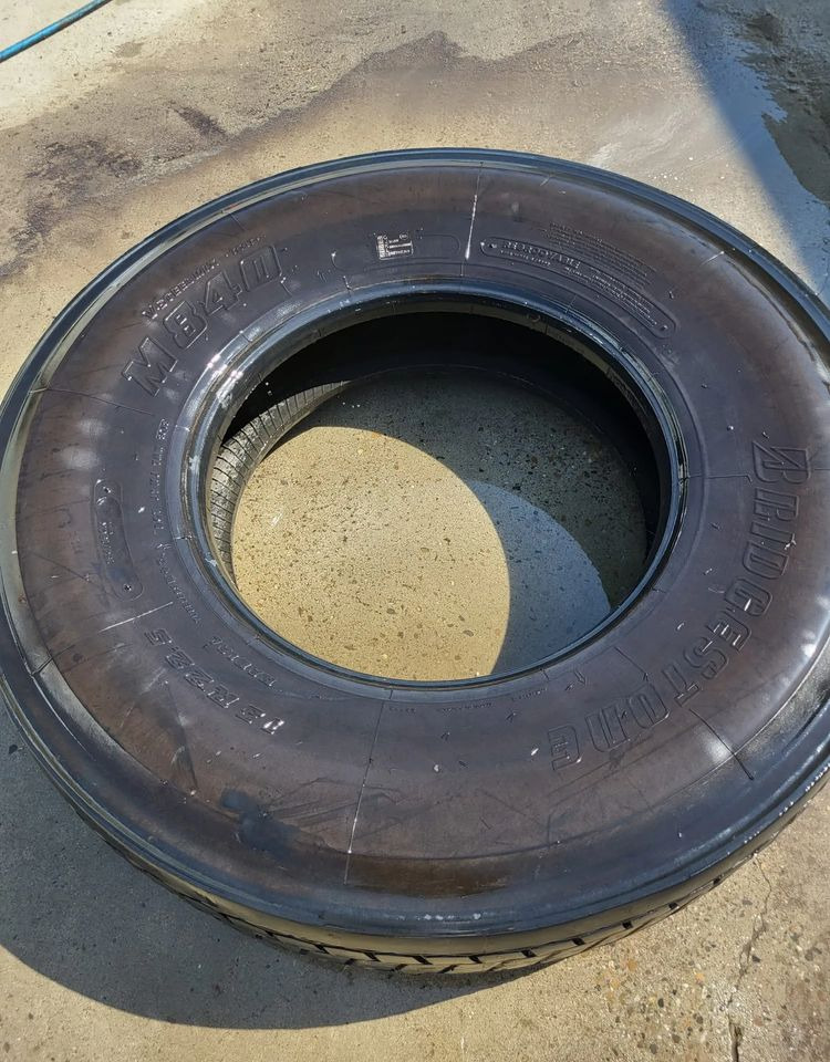 Opona Bridgestone M840 13R22,5 - Гума за Камион: снимка 1 Opona Bridgestone M840 13R22,5 - Гума за Камион: снимка 1