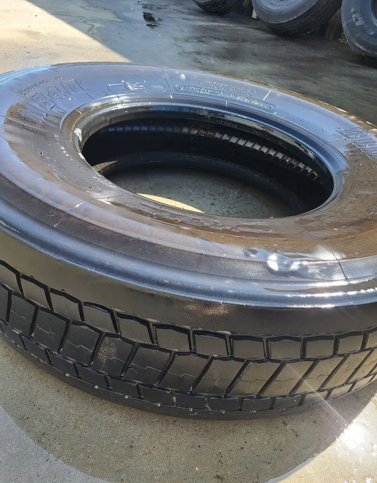 Opona Bridgestone M840 13R22,5 - Гума за Камион: снимка 2 Opona Bridgestone M840 13R22,5 - Гума за Камион: снимка 2