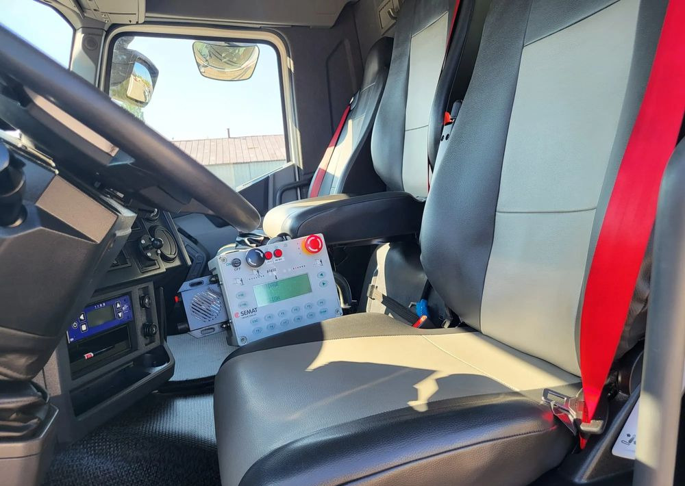 Боклукчийска кола Renault C 380: снимка 20